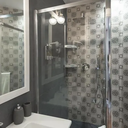 招待所 New Born 罗马